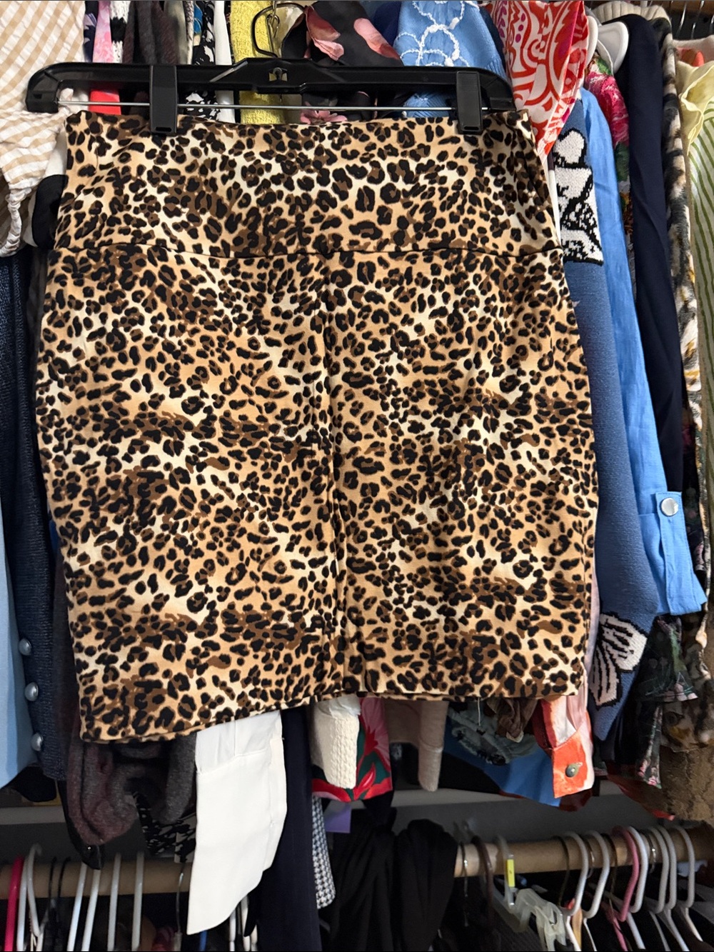 Heart hips leopard skirt nwot